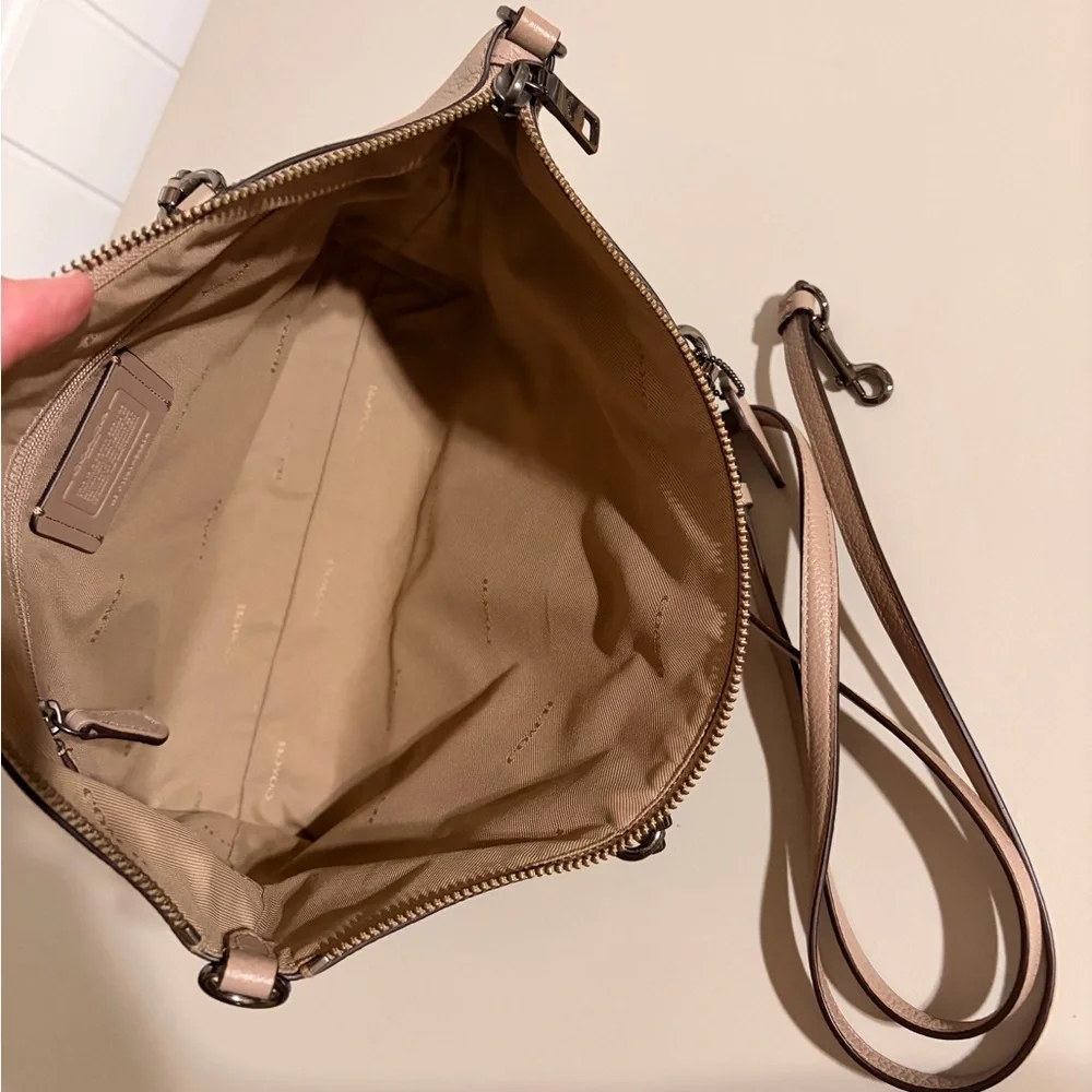 Coach Prairie Satchel Tan Pebbled Leather - Picture 3 of 4
